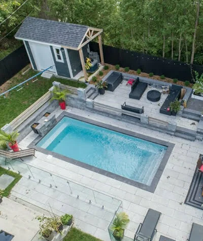 Installation clés en main de piscine en fibre de verre